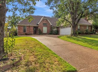 870 Wood Shadows Ln N, Cordova, TN 38018