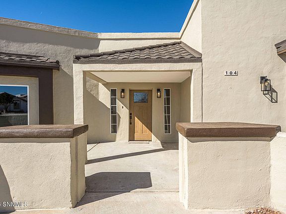 3rd image of 104 Chalk Mountain Ct