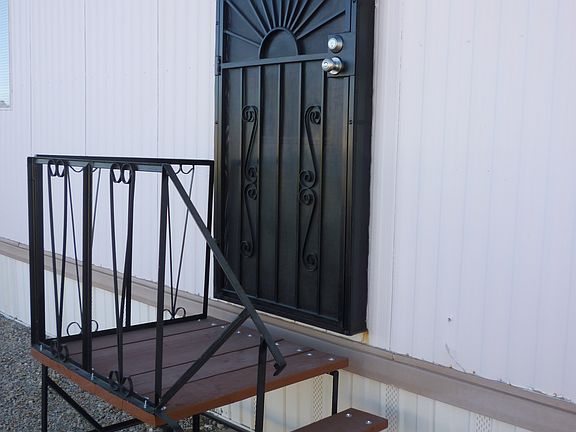 Security Door Rear/new steps