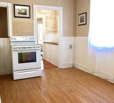 Eat in Kitchen
