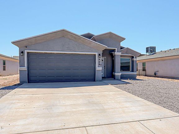 3rd image of 404 Villa Ysleta Dr