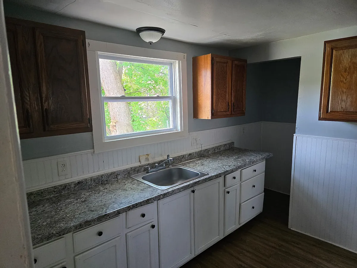 Building Photo - 468 Shonnard St #1
