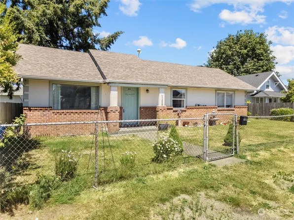 831 E 52nd Street, Tacoma, WA 98404