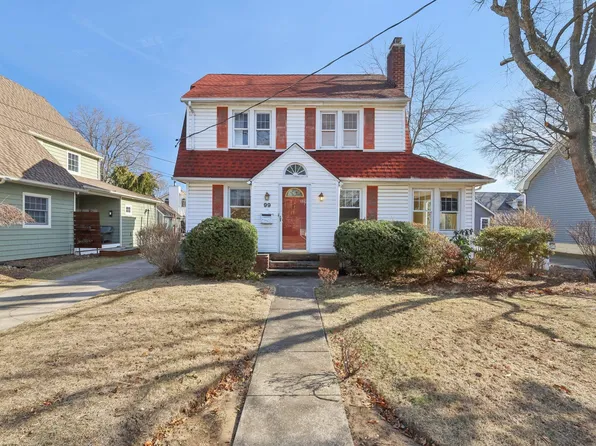 99 Riverside Drive, Rockville Centre, NY 11570