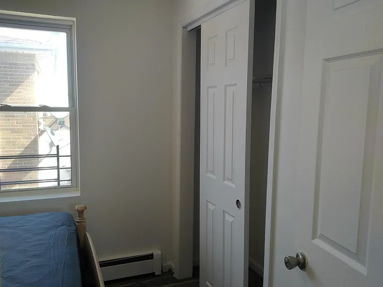Wortman Ave — Photo 16