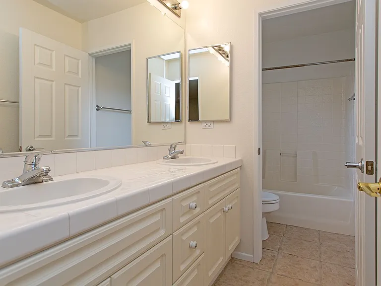 2159 Island Shore Way — Photo 29