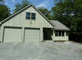 28 Slalom Dr, Grantham, NH 03753