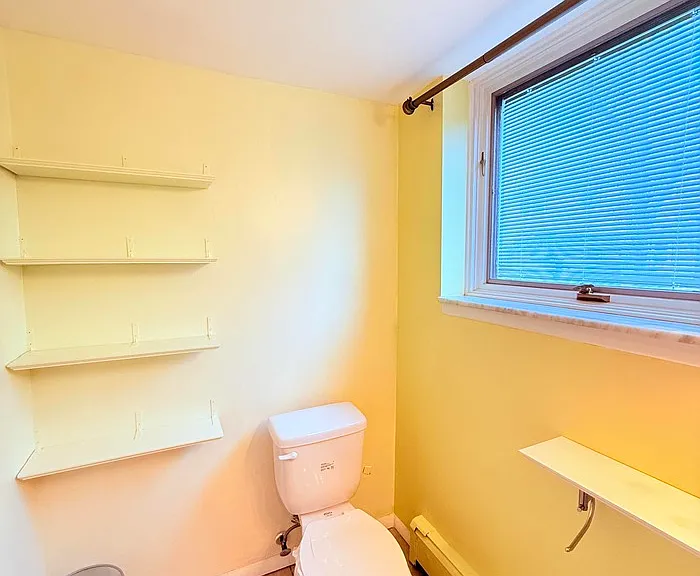 42021 Banbury Ct — Photo 32