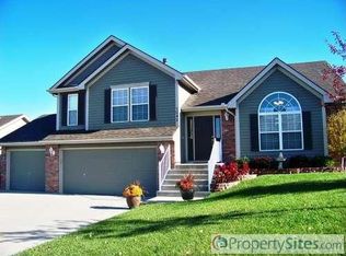 1042 Wellington Way, Liberty, MO 64068