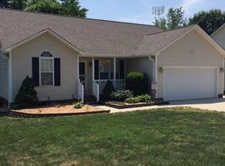 2120 Brantley Creek Dr, Kannapolis, NC 28083