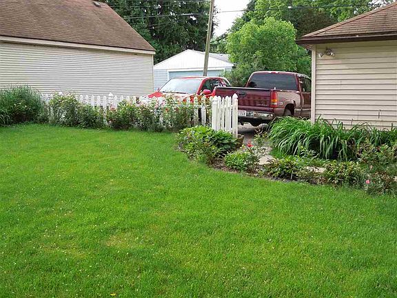 5th image of 1613 Greenwood Ave #15