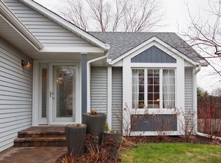 9056 Sequoia Rd, Woodbury, MN 55125