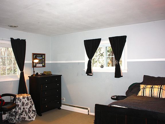 4th image of 4158 Sheffield Pl