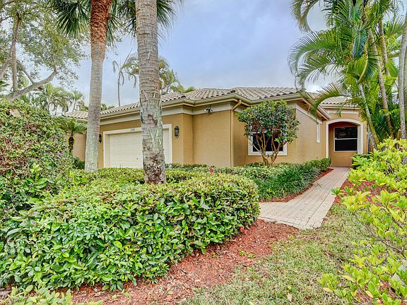 Home For Sale In Broken Sound Country Club