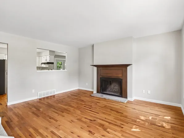 3207 Patty Ln, Middleton, WI 53562