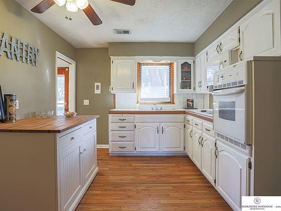 5th image of 8263 S 39th Ave