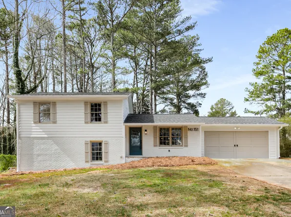 151 Wilbur Ln, Lawrenceville, GA 30044