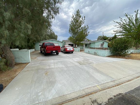 3rd image of 16515 Villa Dr
