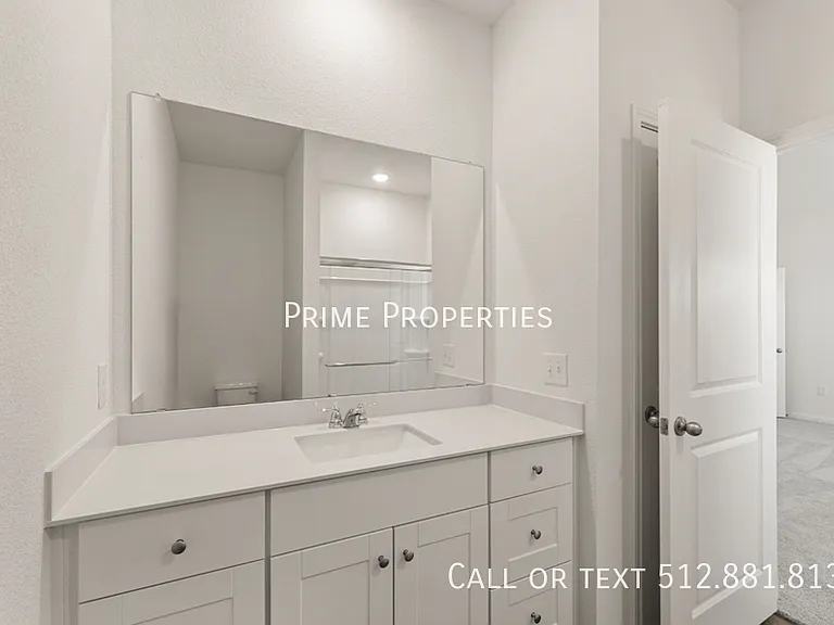 221 Wilson Springs Ln — Photo 18
