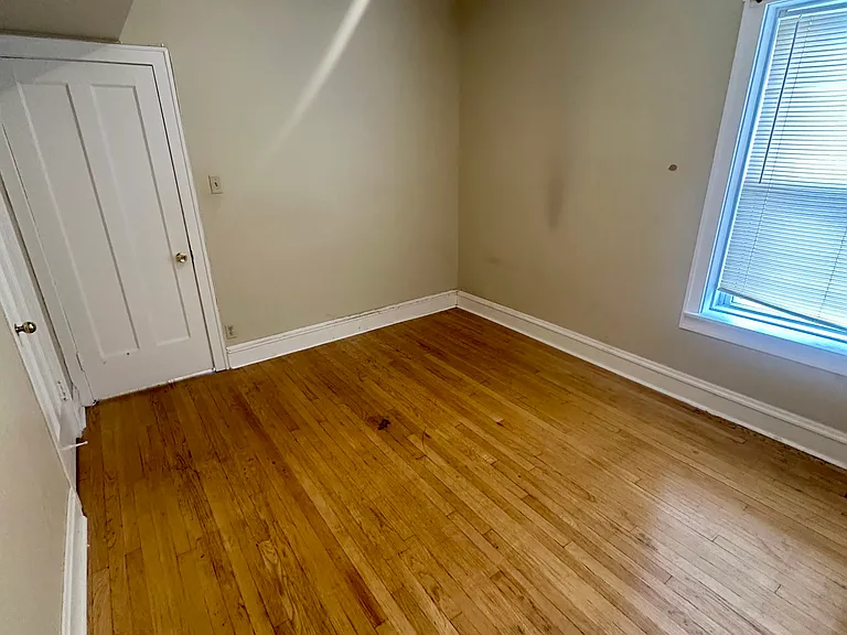 2249 W Arthur Ave #3 — Photo 5