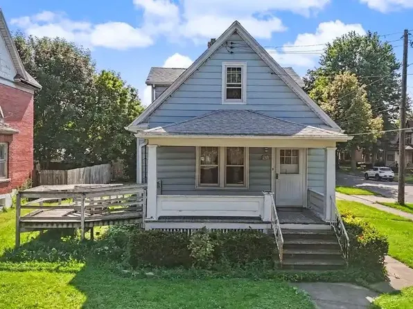 457 27th St, Niagara Falls, NY 14303