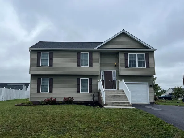 26 Palestine Way, Martinsburg, WV 25404