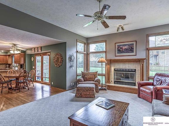 5th image of 4107 N 159th Ave