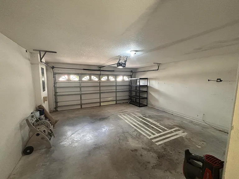 23426 Alzira Cir — Photo 22