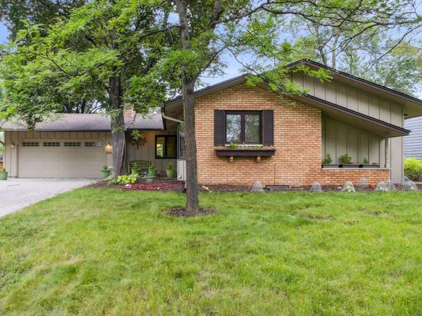 8508 39th Ave N, New Hope, MN 55427