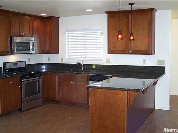 5th image of 8016 Alma Mesa Way