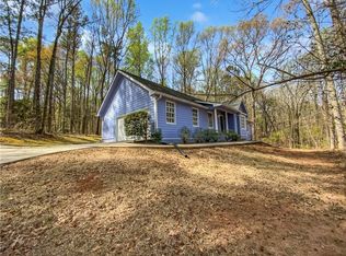 160 Benjamin Cir, Fayetteville, GA 30214