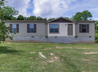 14 Ray Sircy Ln, Gordonsville, TN 38563