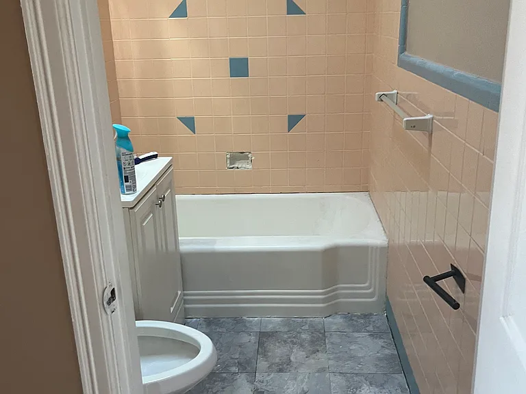 4252 J St — Photo 6