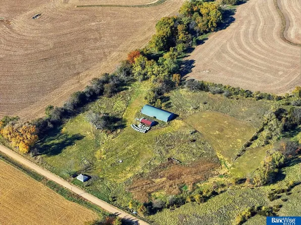 2046 Little Salt Rd, Bee, NE 68314