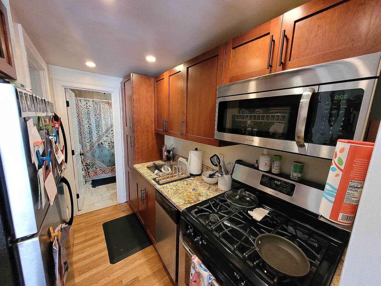 2 bed, $4,050 — Photo 3