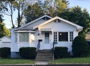 210 E Dole St, Paris, IL 61944
