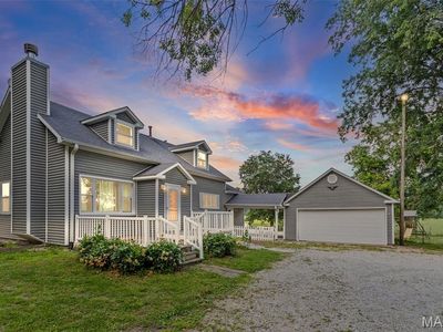 27954 300th St, Barry, IL, 62312