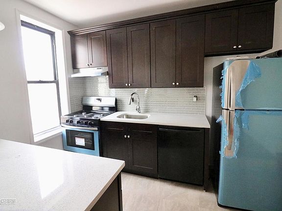 5th image of 4152 49th St APT 2