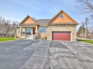 3290 Evadere Ave, Fort Erie, ON L0S 1N0