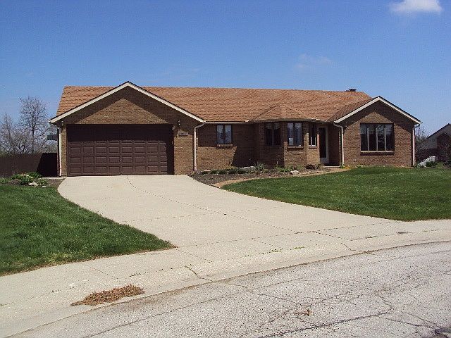 1st image of 211 Westminster Dr