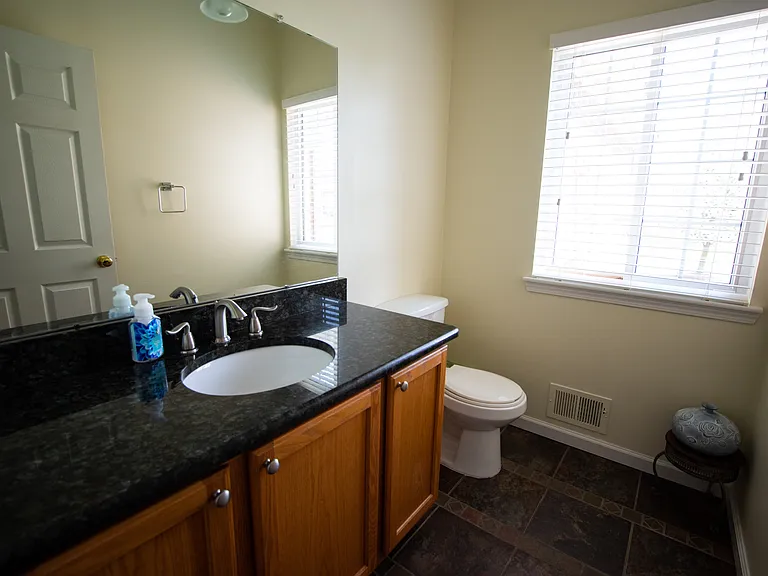 366 Sedgewood Ln — Photo 24