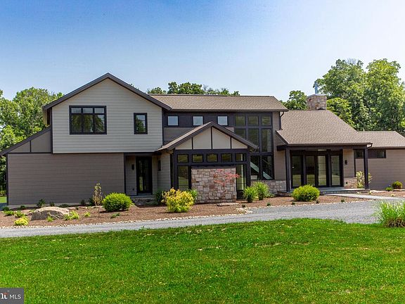2nd image of 5823 Rodgers Rd