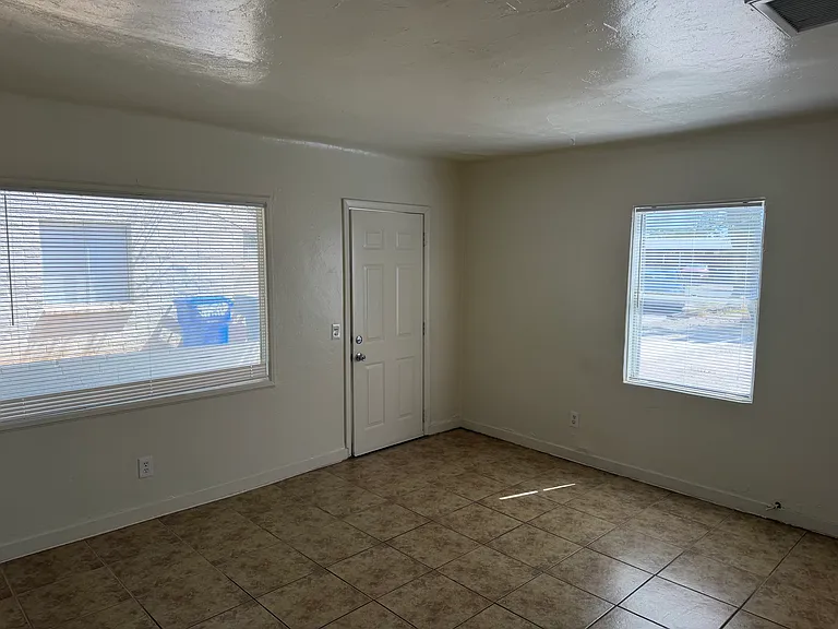 1641 N Louis Ln #C — Photo 11