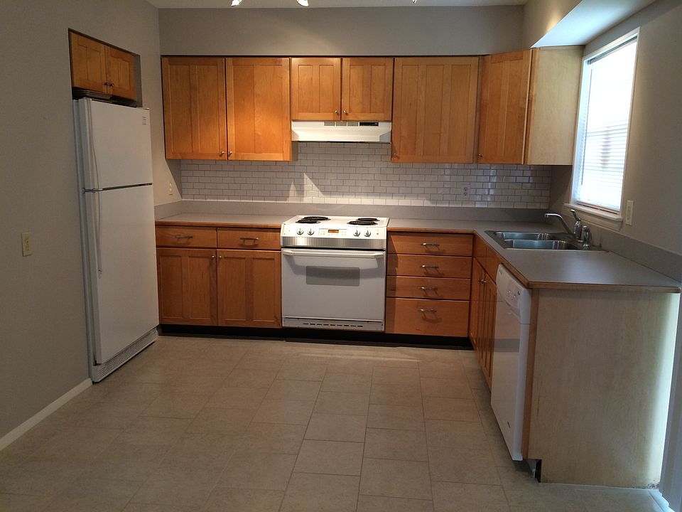 1st image of 1418 Ormond Ave