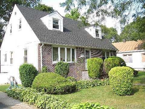 1st image of 139 Underhill Ave