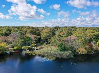 231-232 Big Fresh Pond Rd, Southampton, NY 11968