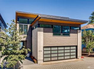8724 Sand Point Way NE, Seattle, WA 98115