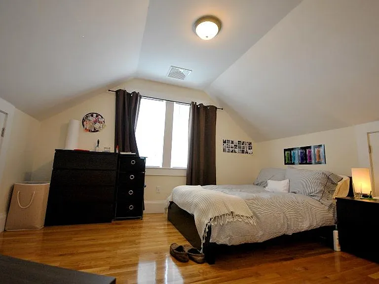 2 Larose Pl #1 — Photo 7
