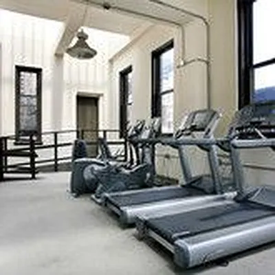 Rented by Compass | media 13