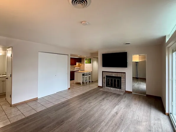 515 Donofrio Dr Unit 1, Madison, WI 53719